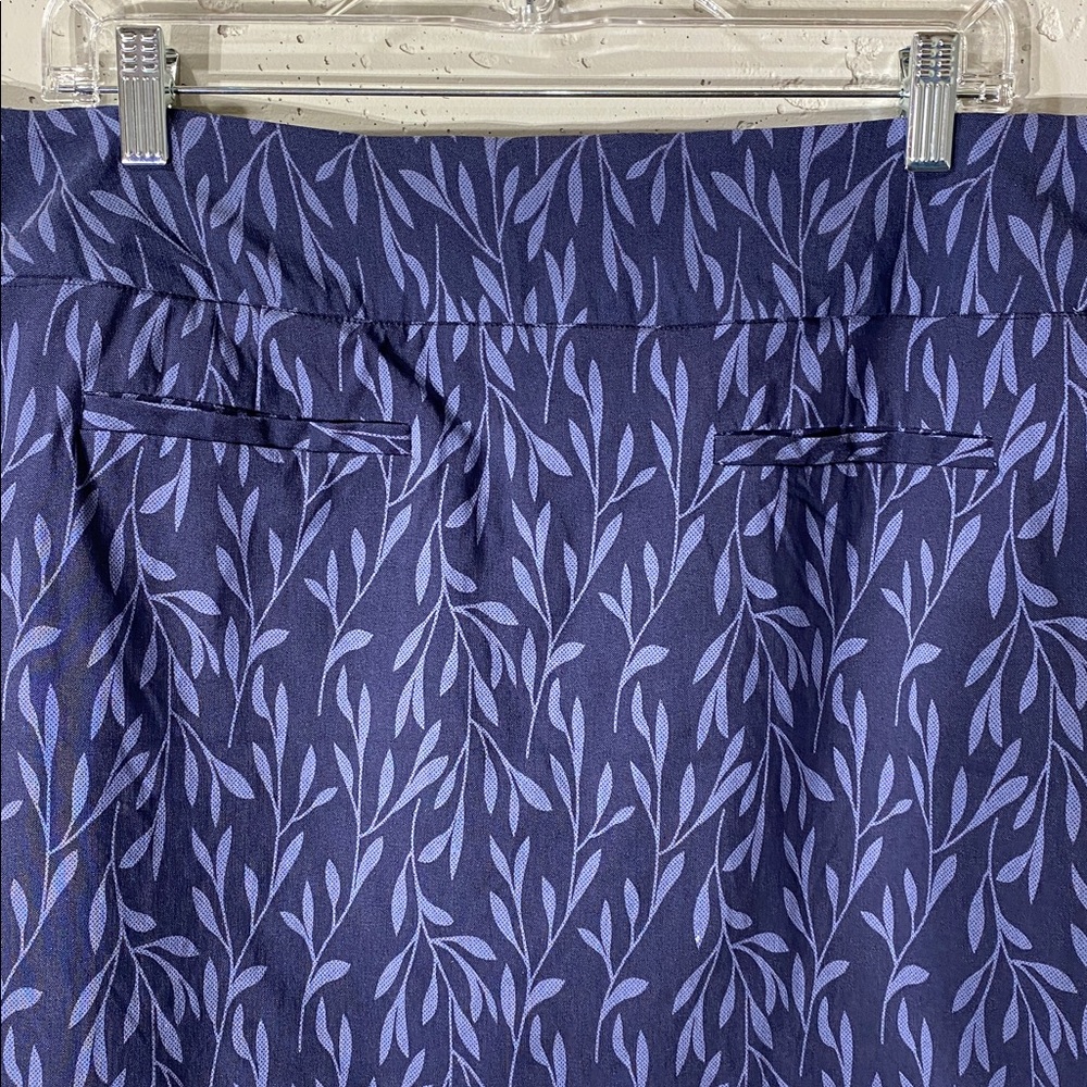 Tribal Women's Navy Leaf-Print Skorts - Picture 3 of 8